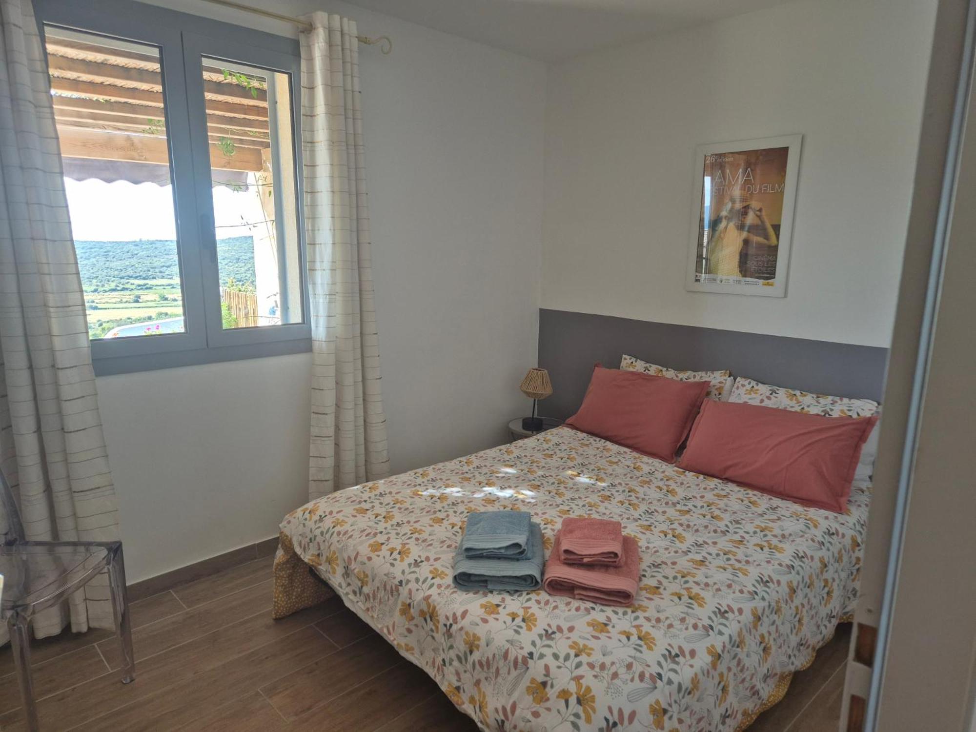 Charmant Petit Logement A 3 Kms De La Plage Belgodère Quarto foto